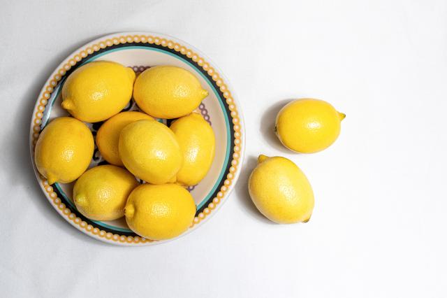 From Appetizers to Desserts: Using Tangy and Sour Elements in Cooking